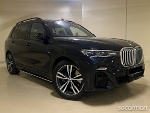 BMW X7 xDrive40i M-Sport 7-Seater thumbnail