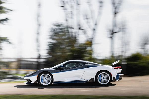 Automobili Pininfarina unveils the Battista Reversario