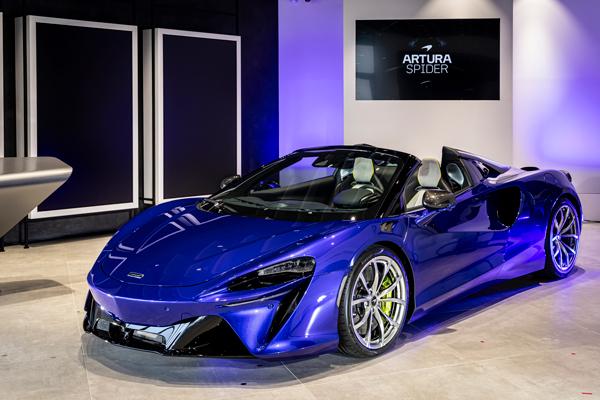 McLaren Artura Spider makes Asian debut in Japan