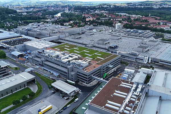 BMW Group Plant Steyr switches over to biogas