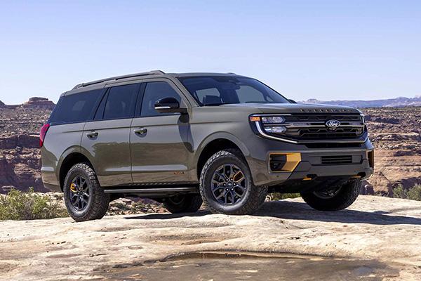 Ford unveils new 2025 Expedition revamped with new features