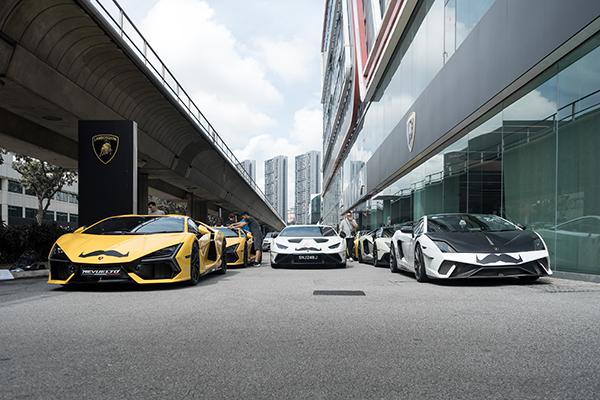 We join in on the Lamborghini Movember Bull Run